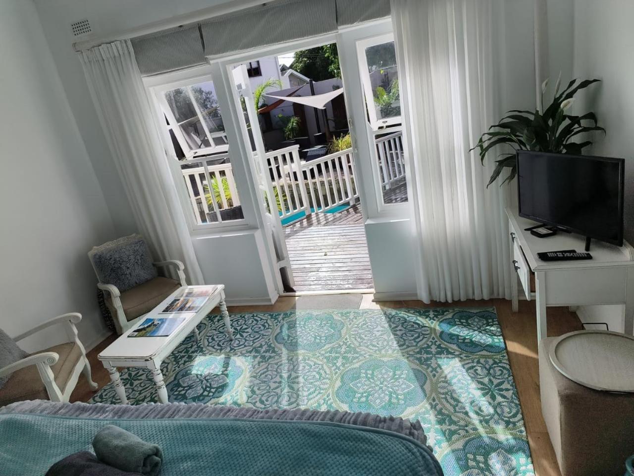 African Breeze Guesthouse Knysna Esterno foto