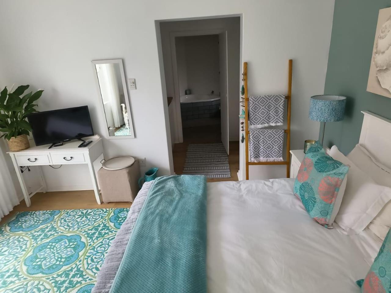 African Breeze Guesthouse Knysna Esterno foto